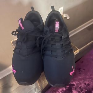 Puma shoes size 9